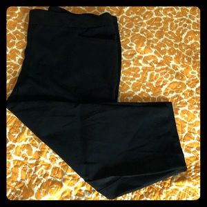 Time and Tru pull-on capri pants